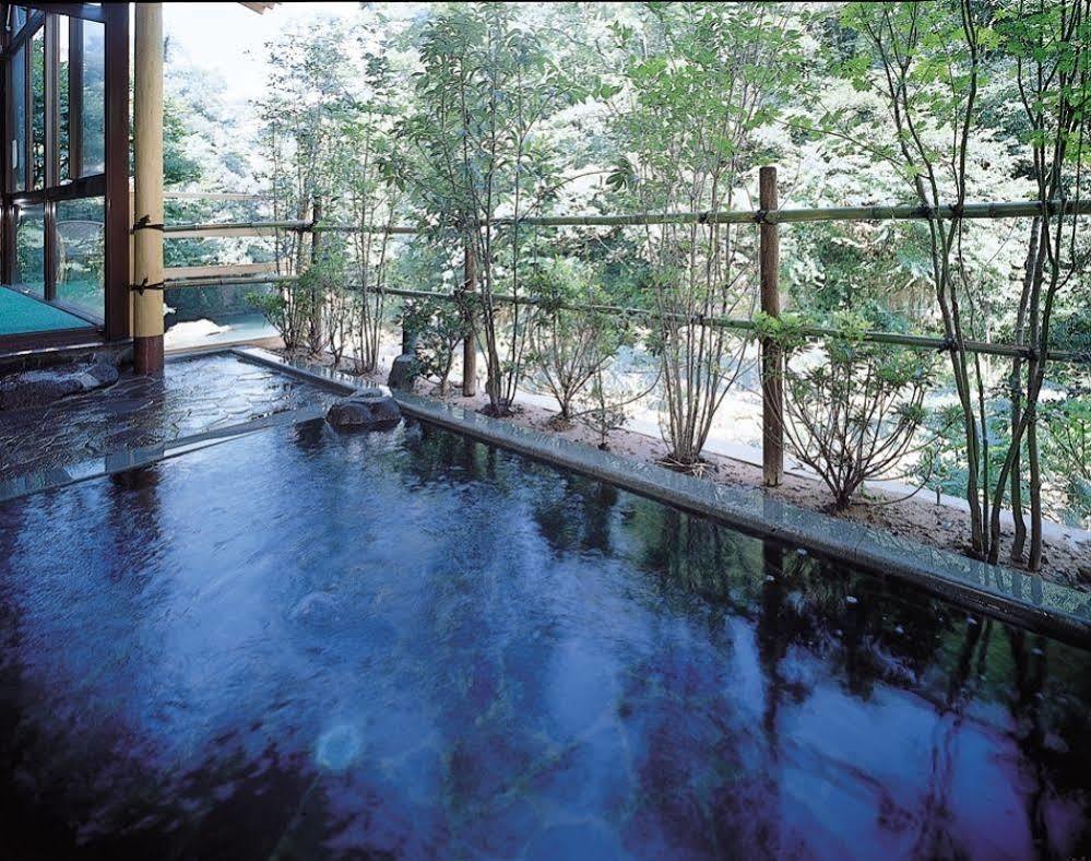Отель Yamanaka Onsen Shirasagiyu Tawaraya Кага Экстерьер фото